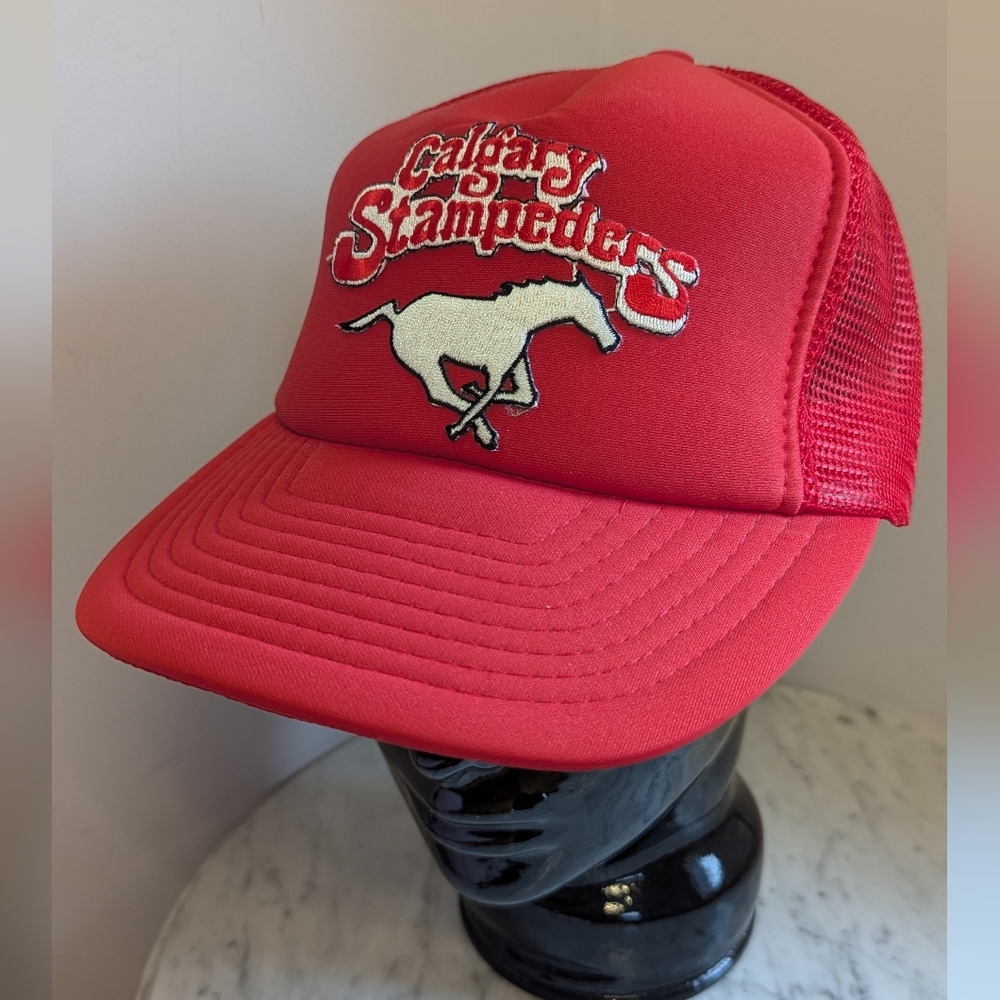 Vintage Wilson Calgary Stampeders Trucker Hat M/L Made In Taiwan